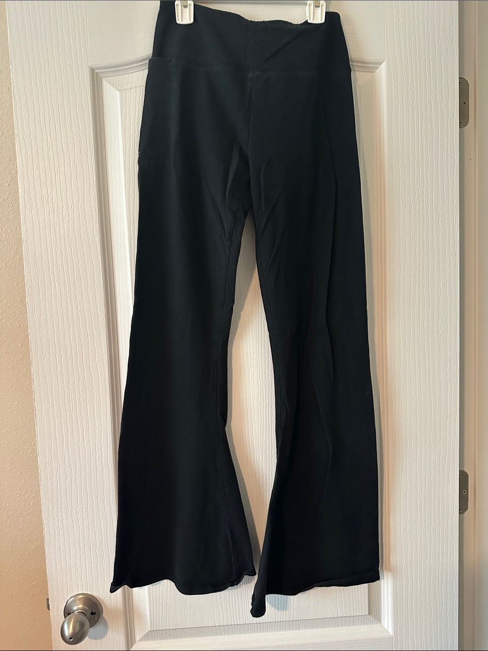 Hollister Black Ultra High-Rise Leggings medium